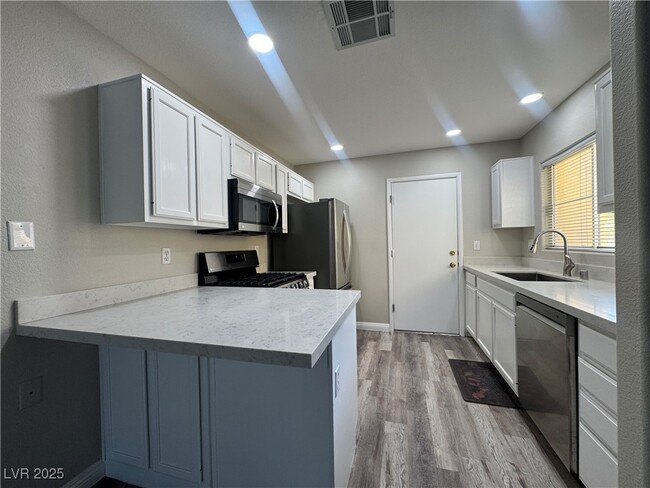 Building Photo - 3549 Casa Real Way
