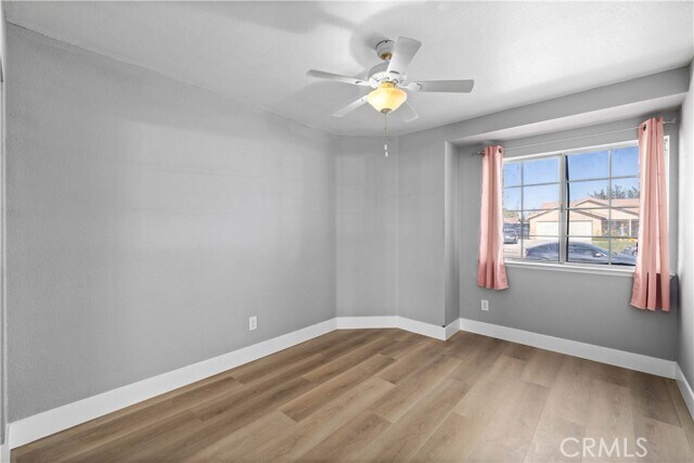 Building Photo - 1008 E Avenue J7