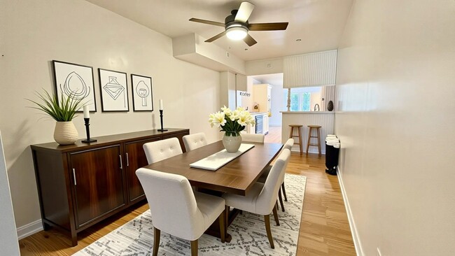 Building Photo - 2 Bedroom 1 Bathroom in Columbia with bonu...