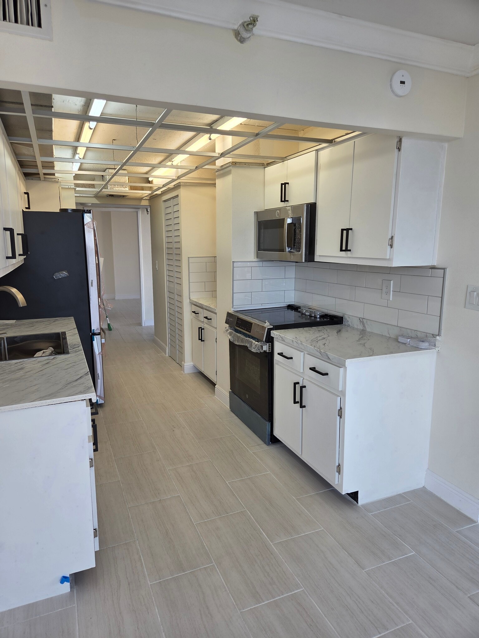 Kitchen - 290 174th St