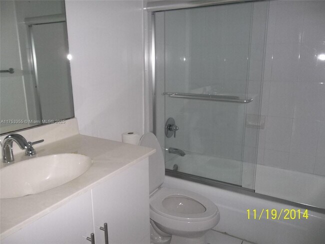 Building Photo - 3001 S Ocean Dr
