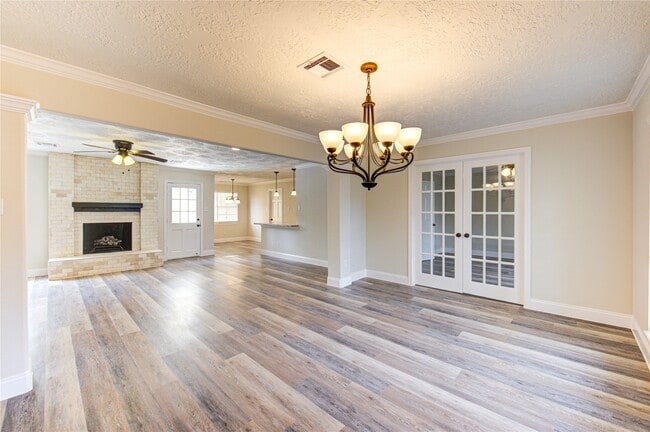 Building Photo - 9115 Taidswood Dr