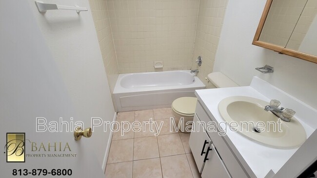 Building Photo - 9213 N 13th St