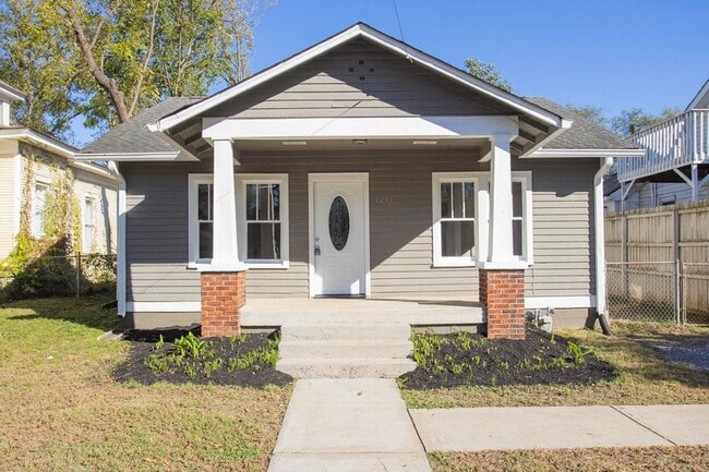 Primary Photo - 1213 Meridian St