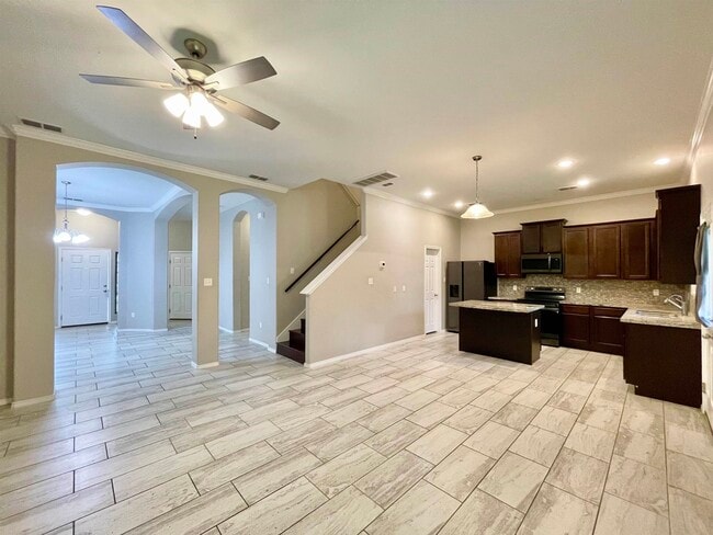 Building Photo - 303 Rockpile Creek Ln