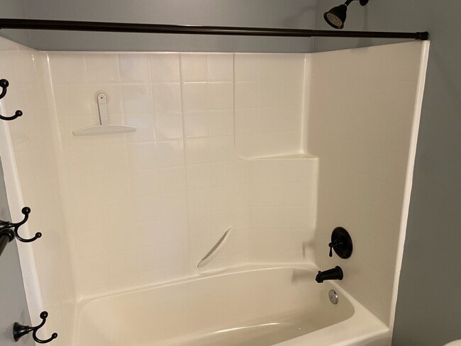 Building Photo - 451 Skylark St SW