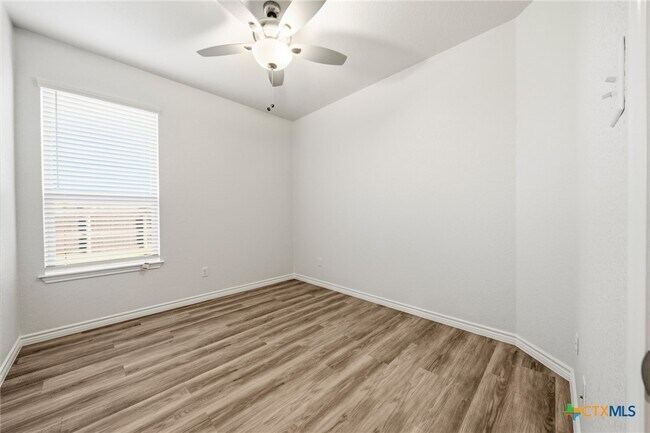 Building Photo - 509 Adley Ave