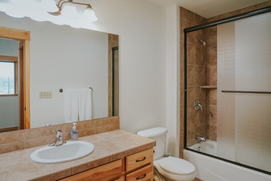 Building Photo - 20 Limber Pine Pl