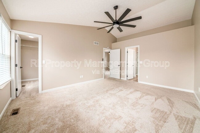 Building Photo - 2940 Wynridge Dr