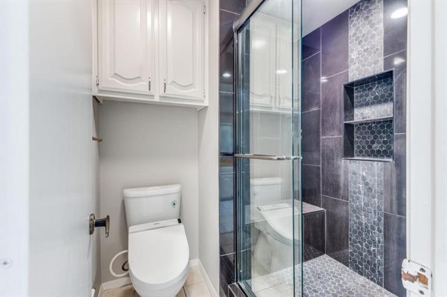 Building Photo - 7705 Skylake Dr