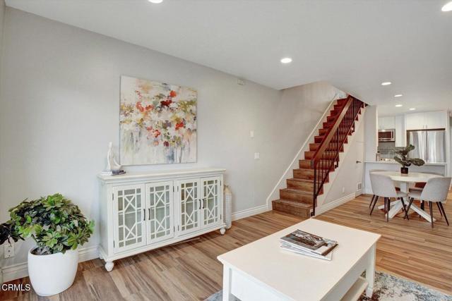Building Photo - 385 E Surfside Dr