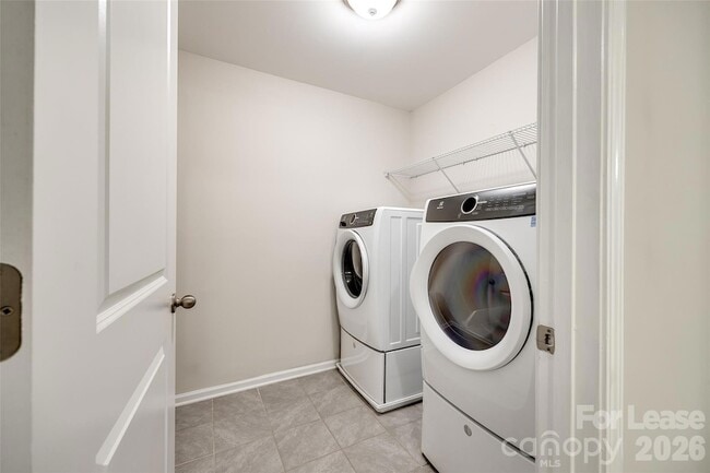 Building Photo - 1412 Bramblewood Dr