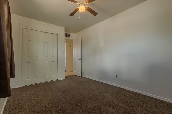 Building Photo - 3026 N Flanwill Blvd