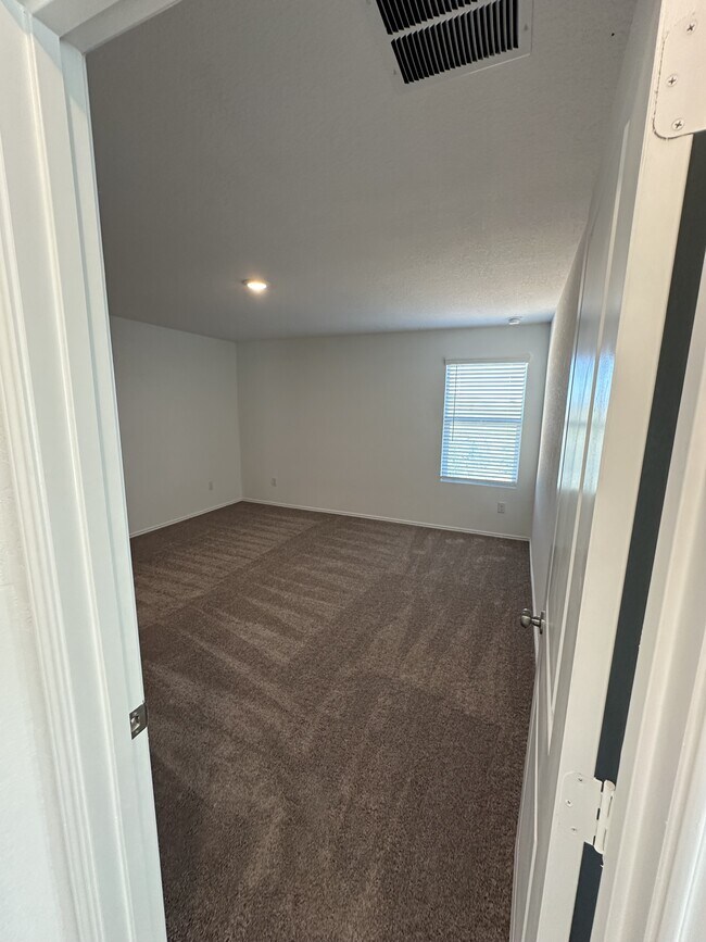 Building Photo - 3230 Carducci Dr