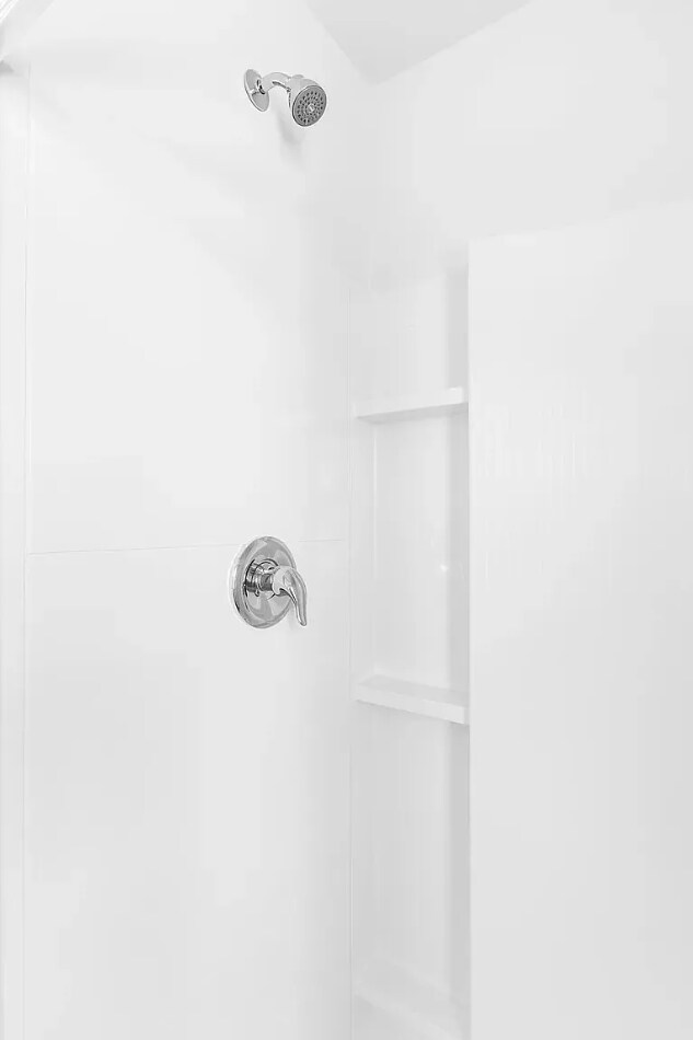 Building Photo - 201 N Lgt Wy