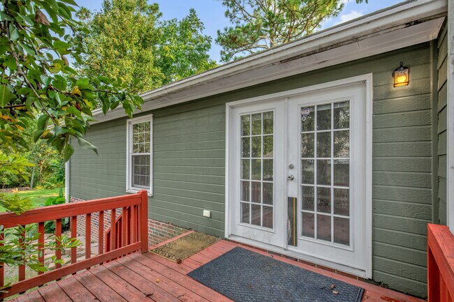 Building Photo - 130 Hickman Ct