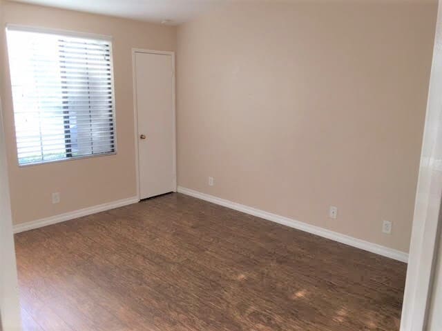 Building Photo - 8167 Vineyard Ave