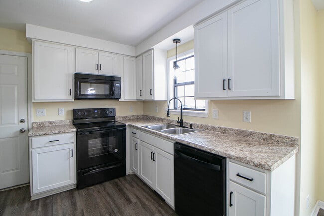 Building Photo - 329 Northridge Dr