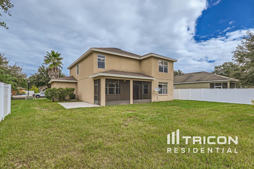 Building Photo - 4422 Fieldview Cir
