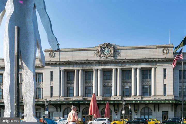 Penn station - 1101 Saint Paul St
