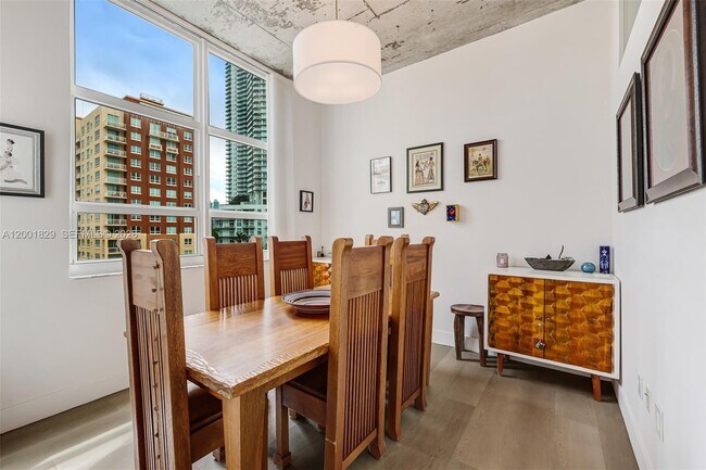 Building Photo - 2001 S Biscayne Blvd