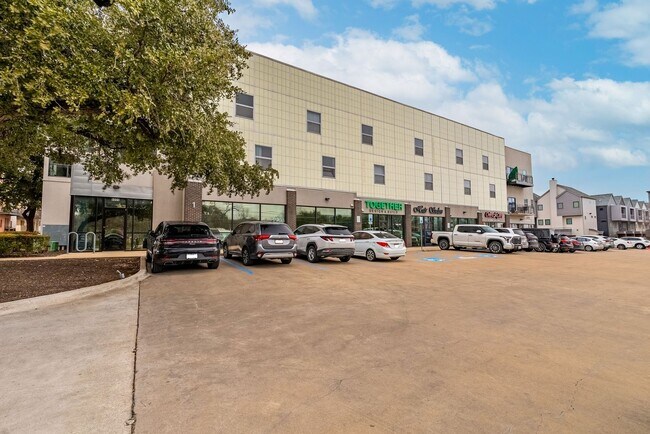 Building Photo - Where South Congress Feels Like Home: Apply today & Receive $500 off your first FULL month’s rent!