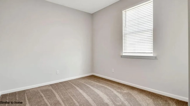 Primary Photo - 467 St Kitts Way