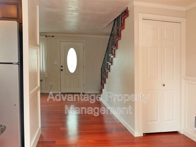 Building Photo - 1250 NW 23rd St