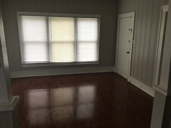 Building Photo - 1600 Aggie Rd