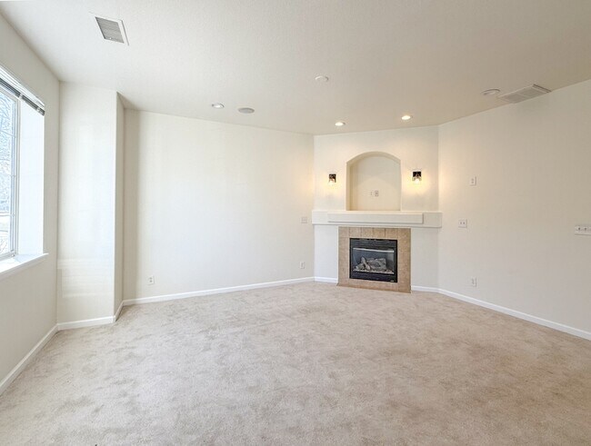 Building Photo - 5731 E 127th Pl