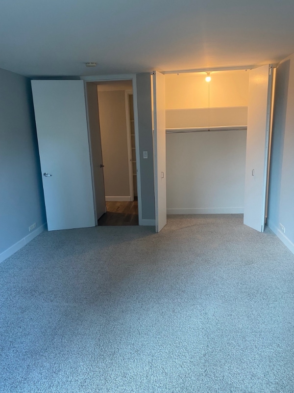 Building Photo - 1130 S Michigan Ave