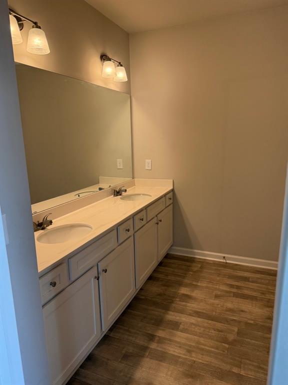 Building Photo - 113 Candler Park Dr