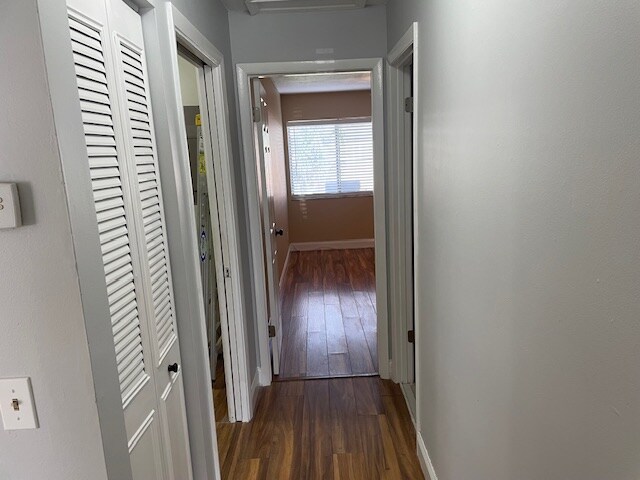 Building Photo - 4591 SE Roaring Brook Way