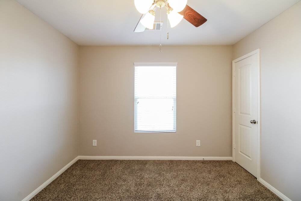 Building Photo - 21110 Sugar Orchard Ln