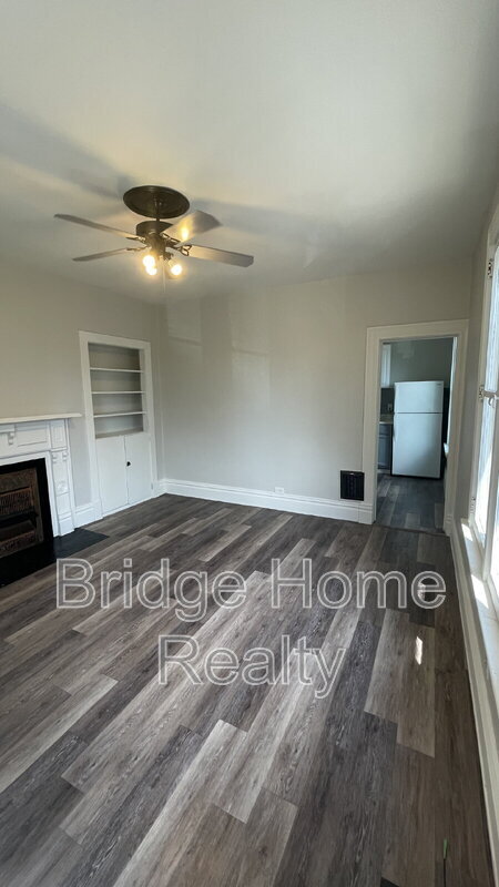 Building Photo - 401 N McKean St
