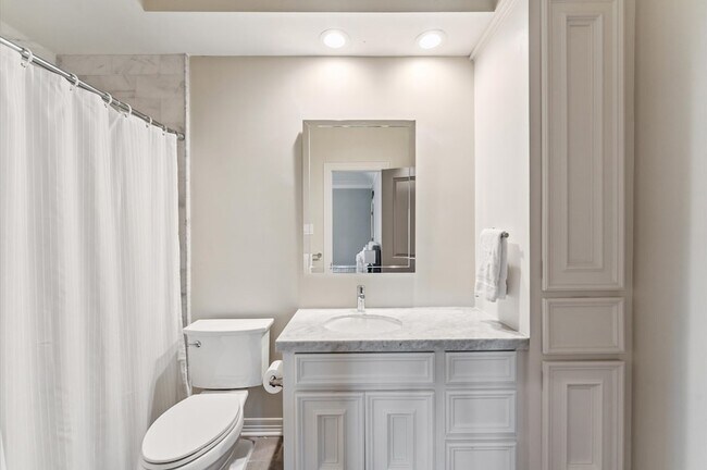 Building Photo - 7 Marilane St