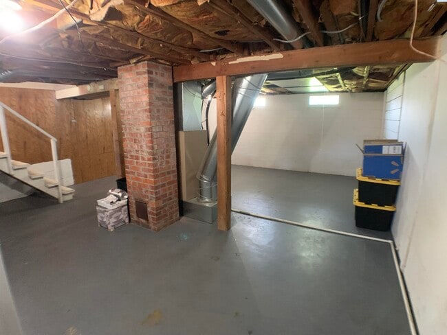Building Photo - 222 Casey Ave