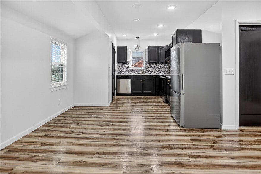 Building Photo - 509 McDonald St