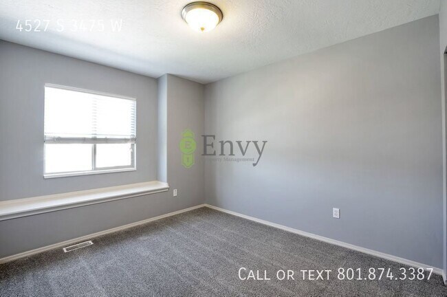 Building Photo - 4527 S 3475 W