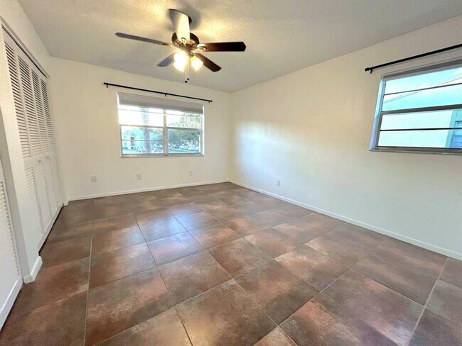 Building Photo - 4147 NW 90th Ave