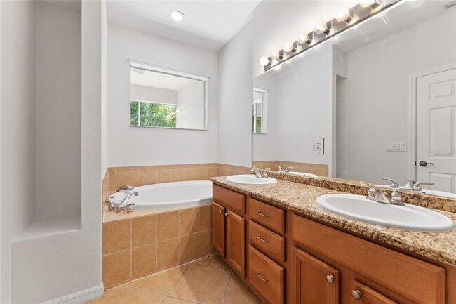 Building Photo - 14055 Waterville Cir