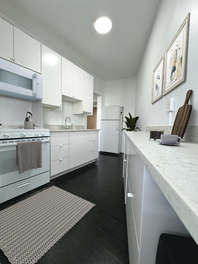 Building Photo - 2600 John F. Kennedy Blvd