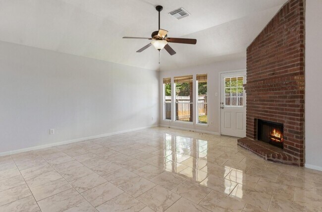 Building Photo - 21812 Whispering Forest Dr