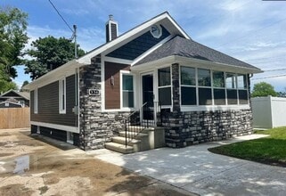 Building Photo - 336 E Prospect St