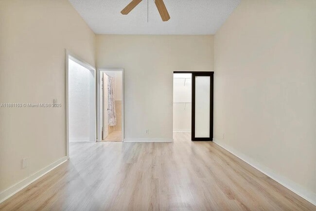 Building Photo - 20937 Bay Ct