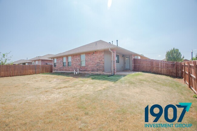 Building Photo - 6833 NW 157th St