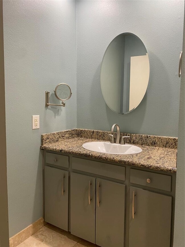 Building Photo - 6103 Bullard Dr