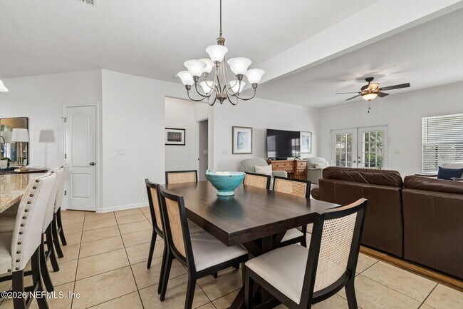Building Photo - 206 Mission Cove Cir