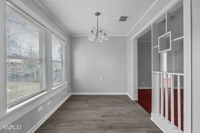 Building Photo - 154 E Wyandotte St