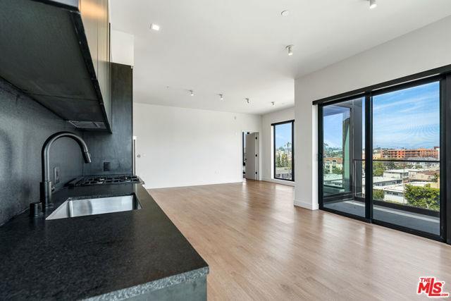 Building Photo - 10700 Tabor St